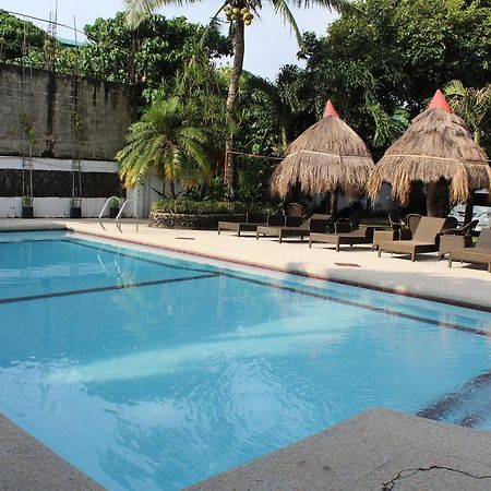 Tonglen Beach Resort Balabag  Exterior foto