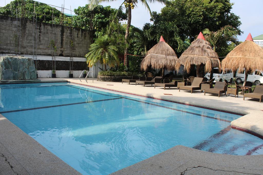 Tonglen Beach Resort Balabag  Exterior foto