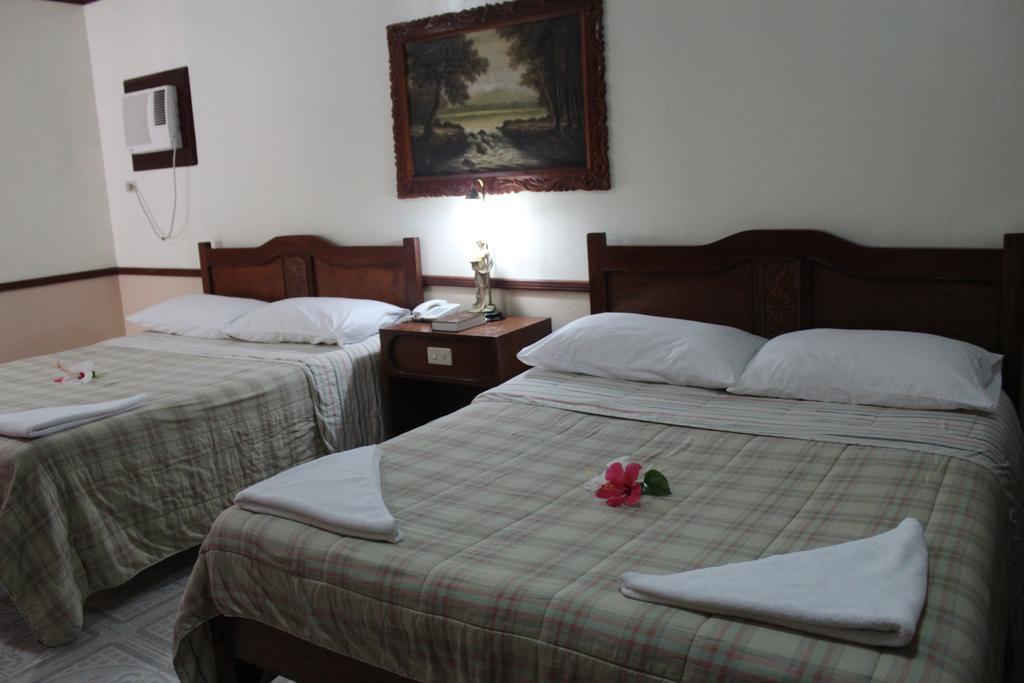 Tonglen Beach Resort Balabag  Quarto foto