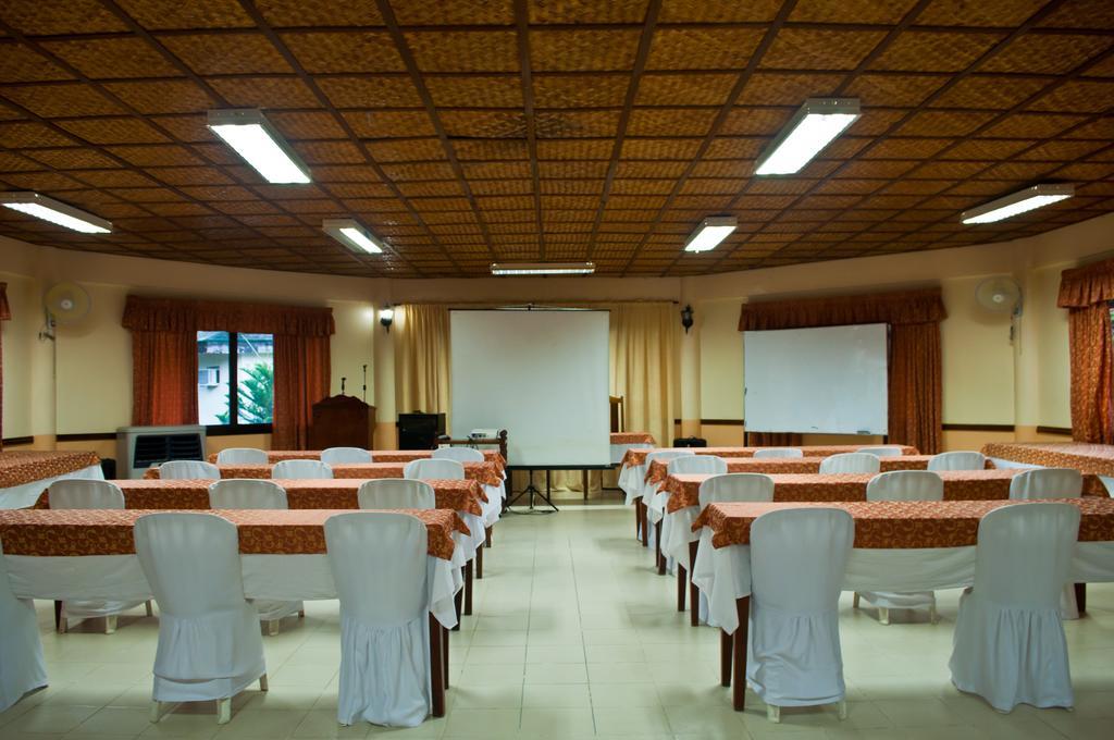 Tonglen Beach Resort Balabag  Exterior foto